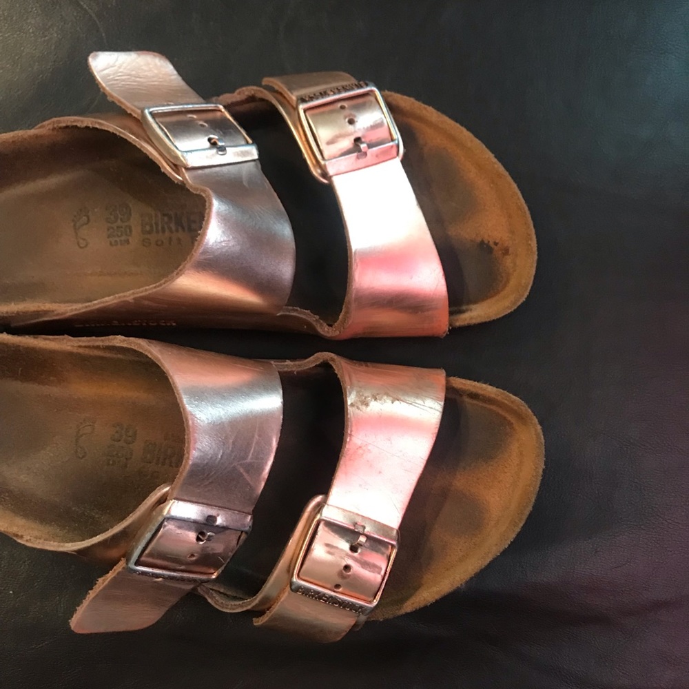 Rose Gold Classic Birkenstock Sandal
